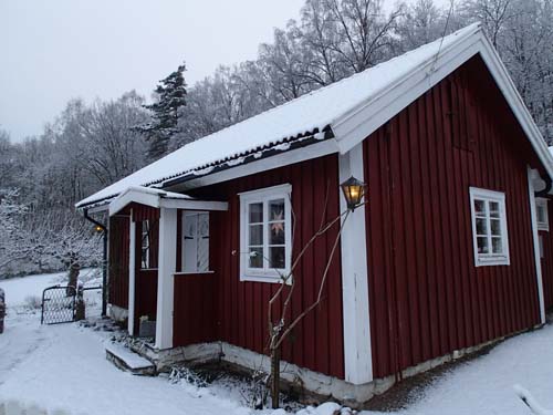Den äldsta stugan vid Delsjökärr. Foto: Per Hallén 2014